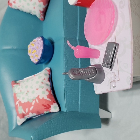 Barbie My House Couch Playset *Incomplete* - Picture 2 of 14